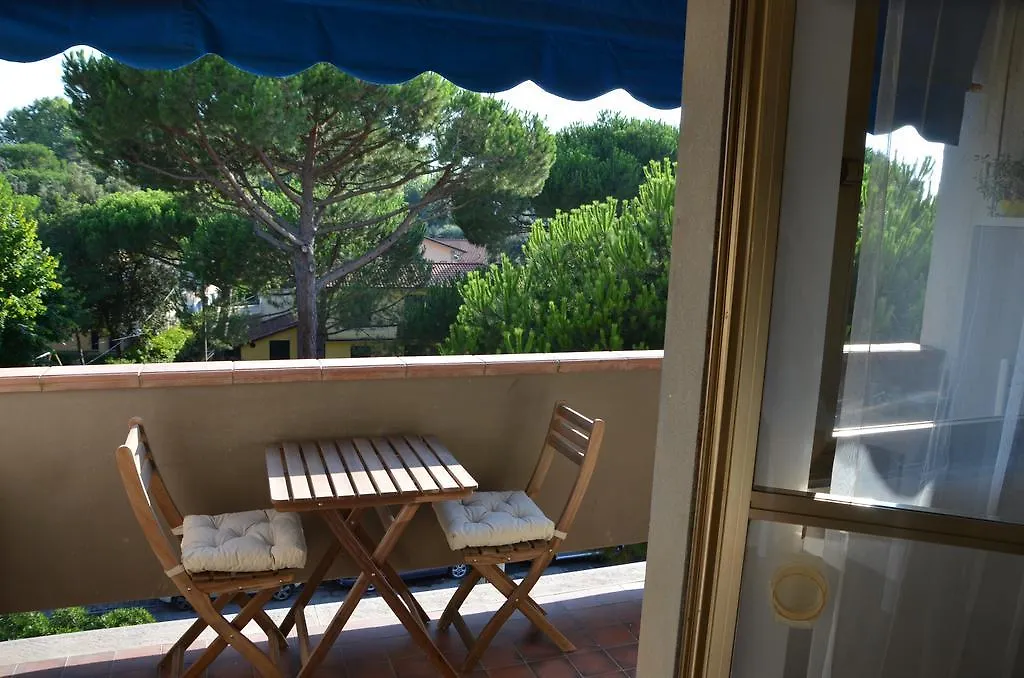 Villa Fiorita Forte dei Marmi 0*,