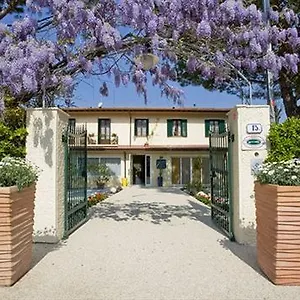 La Pace Forte dei Marmi