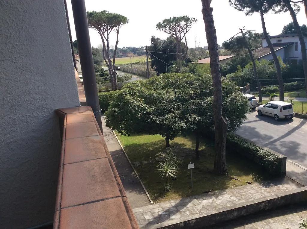 Villa Fiorita Forte dei Marmi 0*,  Italy